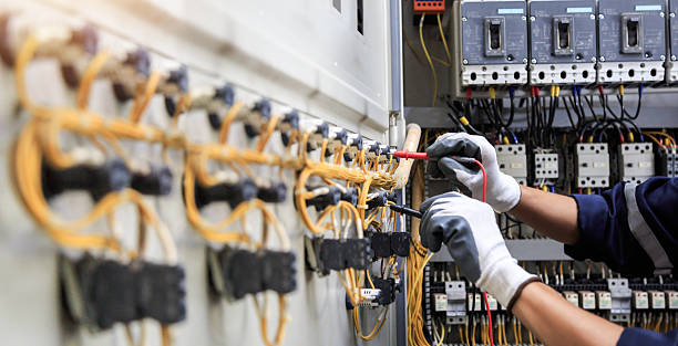 Professional Electrician technician working in Pearl River, LA